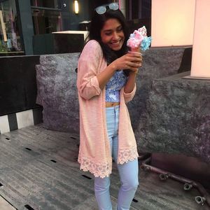 Meet your Posher, Gana